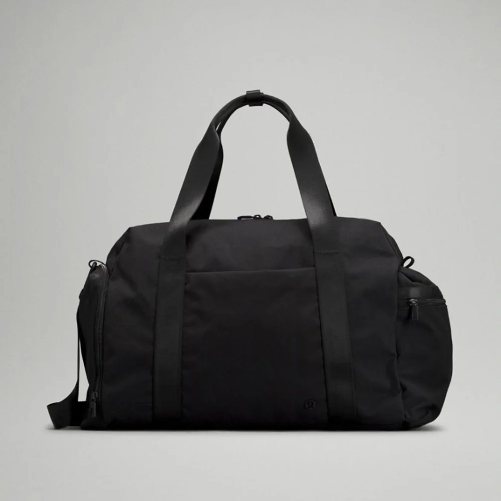 lululemon athletica design move